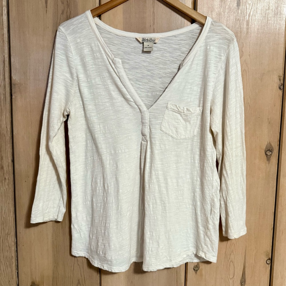 Lucky Brand Cream V-Neck Blouse Size M